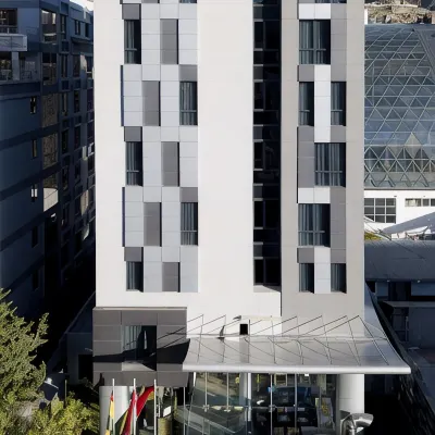 Casa Grande Express Hotels near Megacenter Bolivia