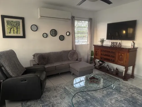 Fresh and beautiful residence in Levittown, TB - 2-Star