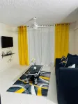Chic 1-bedroom apartment with AC, WiFi in central  New  Kingston area