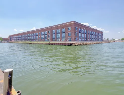Sparkling clean, family friendly condo right on the water! Cedar Point View!