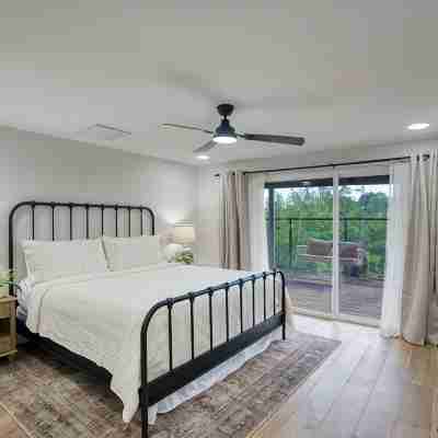 Uptown Sedona Luxury • 3 King Suites • Views • Hot Tub&Fire Pit • Walk to Dining Rooms