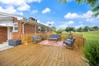 Family-Friendly Home, 1 Mile to Ramp. - 4-Star