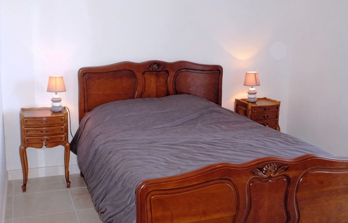 Groix: Authentic fisherman's house close to any convenience