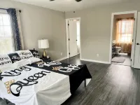 Exclusive Shore Home- Fifa World Cup Hosting with 5 Bedrooms, AC, WiFi & Parking - 4-Star