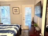 I20 – World Cup Stay - 18 Min to at&T - Sleeps 4 - Public Transit - balcony