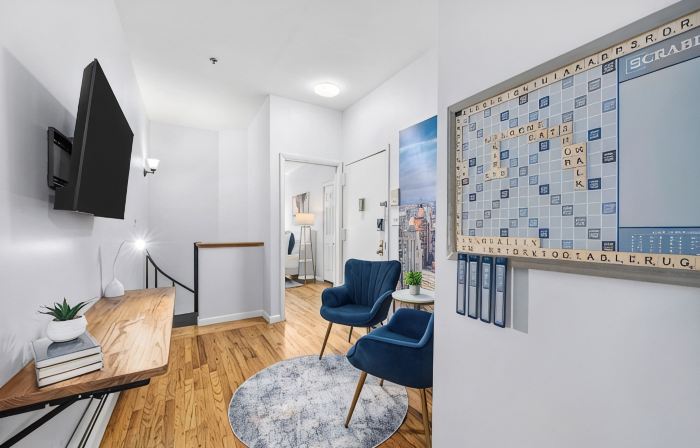 3Br 3Ba • NY Charm Modern Luxe • Sleeps to 12 • Min to NYC • Free Parking Permit