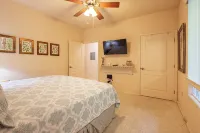 Lux 2/2 w/Firepit Next to Kaweah River & 10 Min from Sequoia National Park