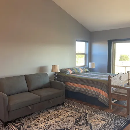 Spacious Guest House with an Awesome View in Paulden, near Gunsite Academy