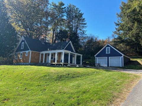 Littleton NH Close to Town Park, Hiking, Popular & Nationally Recognized Main St