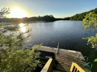 Lakefront A-Frame: Private Dock, Kayaks & Sauna – Sleeps 12, Chesapeake Bay