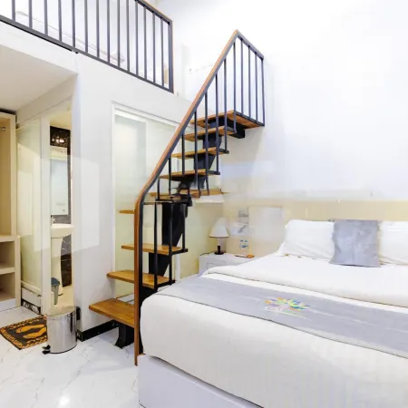 Tree Homestay Mitra RedDoorz Hoteles en Sukun