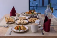 Evoke Dholavira - Desayuno