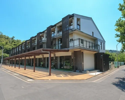 Longtan Lake Inn Hotels near Agrioz