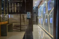 Ceyloni City Hotel - 2-Star
