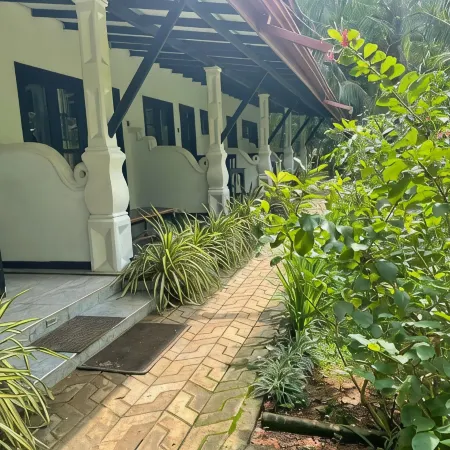 Amron Resort Sigiriya