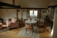 英國肯特東南部改造糧倉度假屋 - 精品