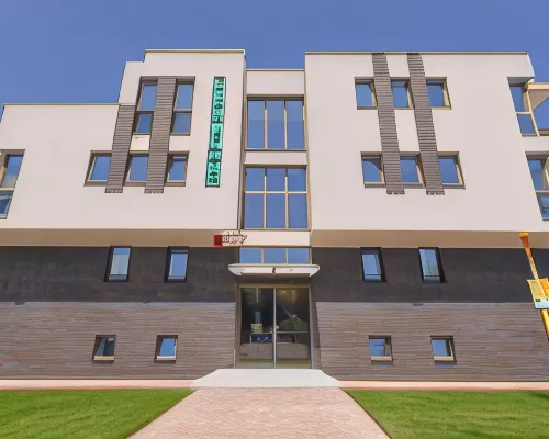 Hotel Scapino Hotels near دولفيناريوم