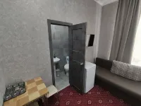 Yani Guest House - Inns