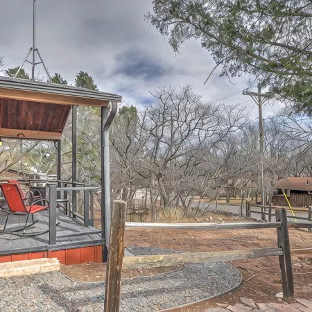 Modern Cabin Sleeps 5- Close in Manitou Springs and close to Garden of the Gods