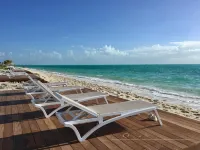 Long Bay Beach Club - Villas