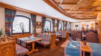 Kaiserhof Superior - breakfast