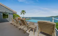 Gorgeous 5-BDRM Villa Maxine- Located on Famous Peterborg- Pool- Oceanside - Pool