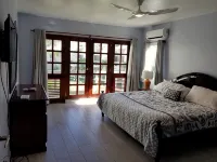 Beach front condo! Best spot to kite!! Beach lovers paradise! Nanny Estates