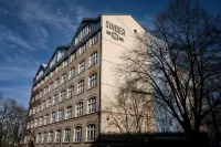 Singer109 Hostel, Hotel & Apartment