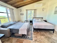 2 bedroom Villa with Pool and Stunning Ocean Views. - 3-Star