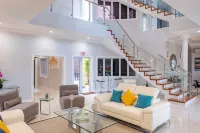The Sun Seeker Villa Ja Luxury10 bedrooms. Fully staffed. Great for large groups - 5 звезд