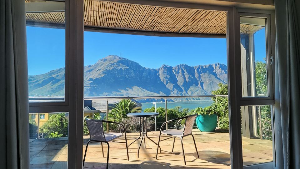 Hout Bay Breeze