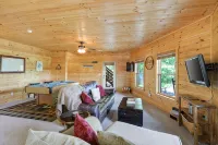 Spacious cabin with breathtaking mountain view! Pet Friendly! - マウンテンビュー
