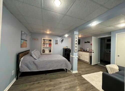The Funky Little Shack at Grand Rivers - Pet friendly! Wi-fi, smart TV! - 레지던스