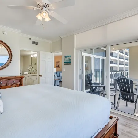 Great beachfront condo! Best View in Destin! Jade East Towers unit 920!