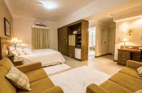 Jr Hotel Marilia - parkir