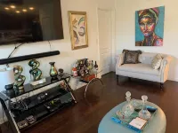 Charming 2-bedroom house with WiFi and AC in Palm Bay - واي فاي