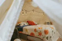 Mystic Woods, Ultimate Glamping 3 Tents, Sauna, 2 hot tub, & 3 firepits - Homestays
