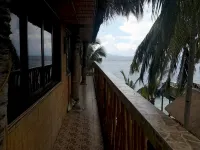 Bamboo House Beach Lodge & Restaurant - Sea View