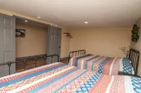 Lincoln’s Loft - Hawthorne Suite Downtown Lincoln, IL - WiFi