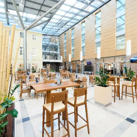 Jufa Hotel Wien City Отели рядом с достопримечательностью «11. Зиммеринг»
