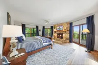 STUNNING VIEWS!!! LUXURY MT VISTA LODGE CLOSE TO DOWNTOWN & HIGHLANDS - balcony
