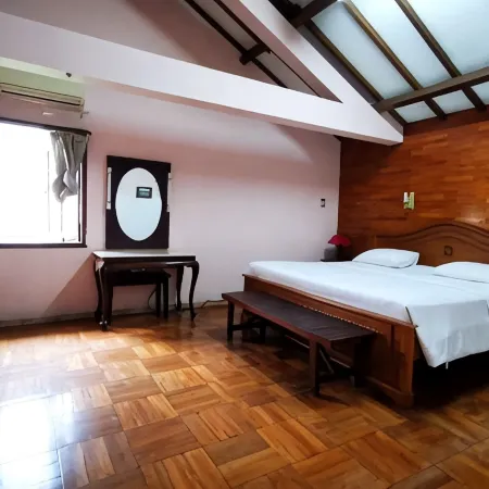 Peye Guesthouse Hoteles en Sukun