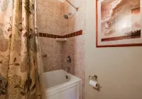 3rd Floor Condo Kiahuna  A/C. Walk to Beach Shop and Restaurants. Ocean View! - 3-Star