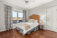 Serene Ranch Escape with Large Pool - 5-Star