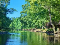 Secluded Riverfront Cabin 5 acres on Little Missouri River - balcon
