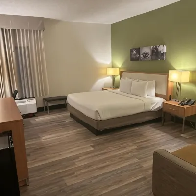Sleep Inn & Suites โรงแรมใกล้ดิกสัน แกลเลอรี แอนด์ การ์เดนส์