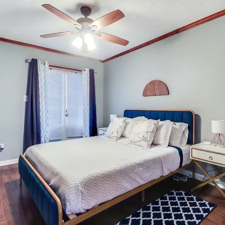 PALM SPRINGS- 2Master Suites, Style & LocationNo chores” at checkout!