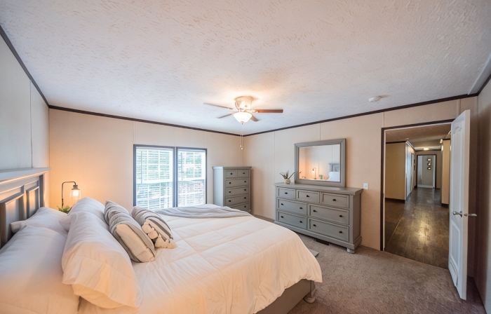 Cheerful 4 bedroom cottage on Kentucky lake