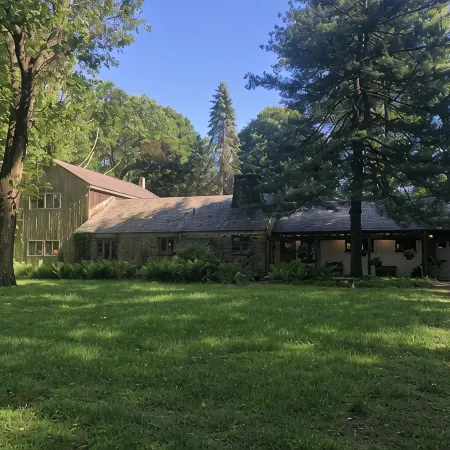 Mountain House -  A private rustic oasis with goats!