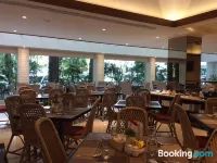 Elmi Hotel - Breakfast
